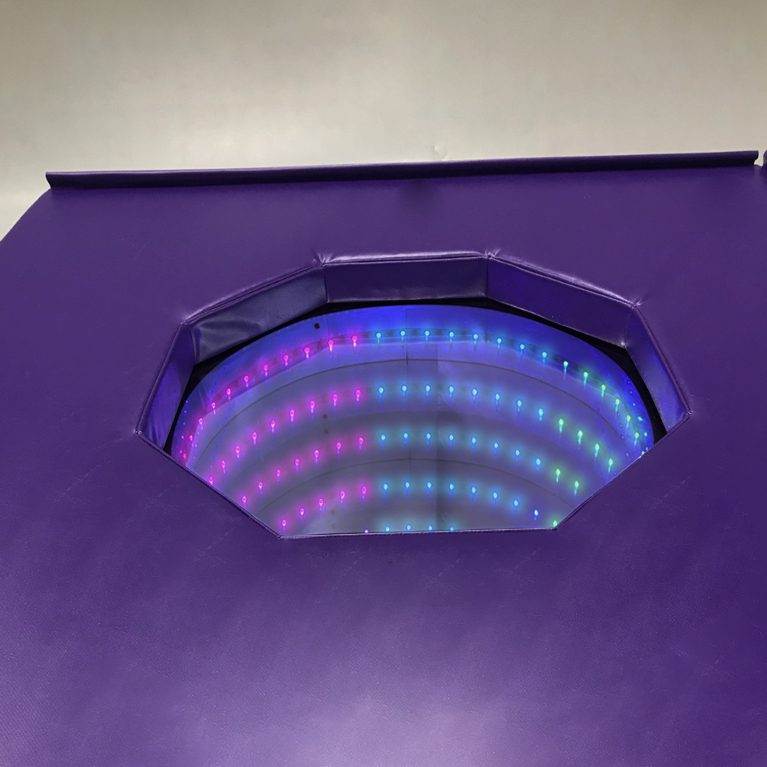 LED Infinity Mirror and Plinth - Image 3