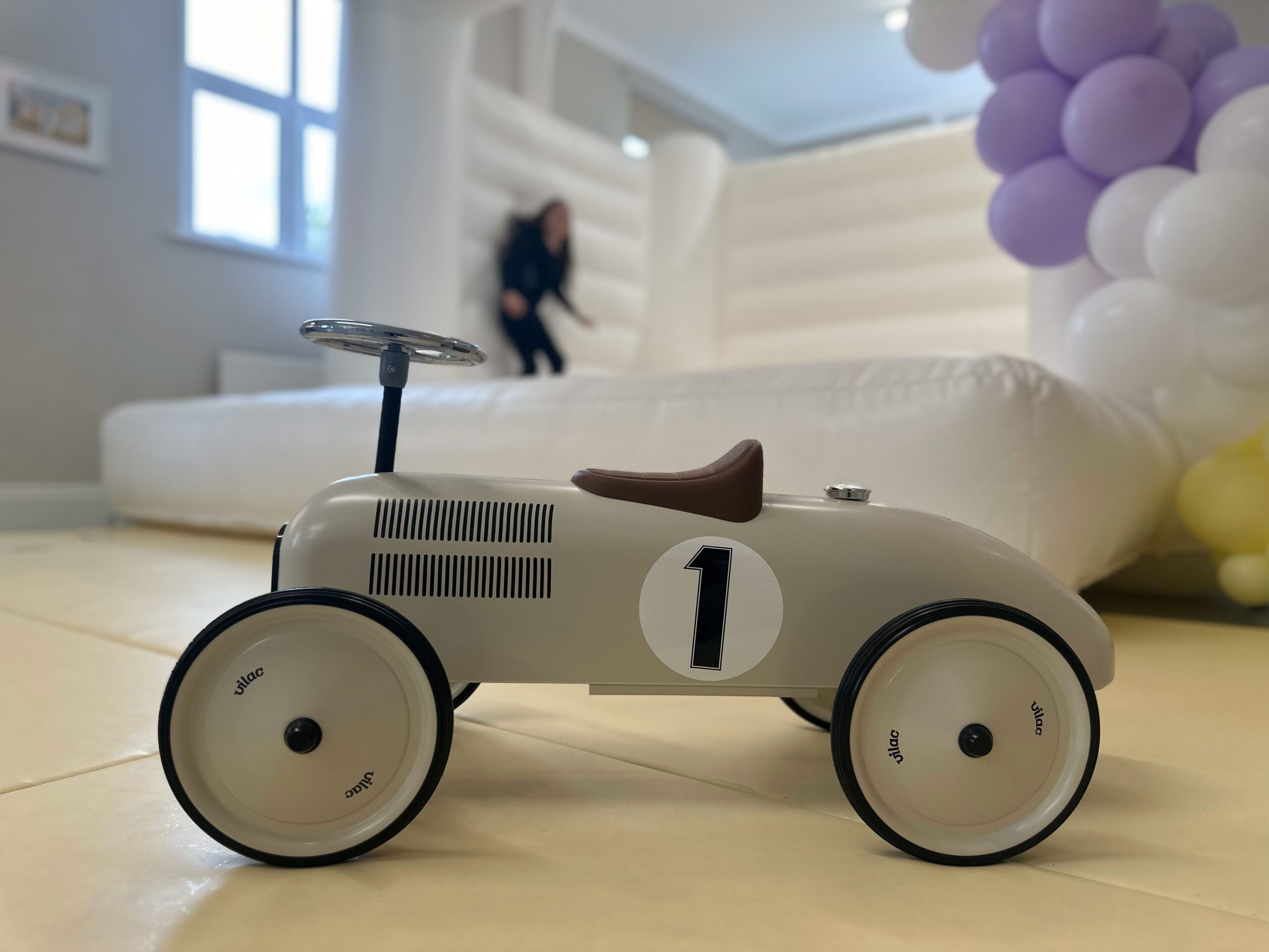 Vintage Ride-On Cart