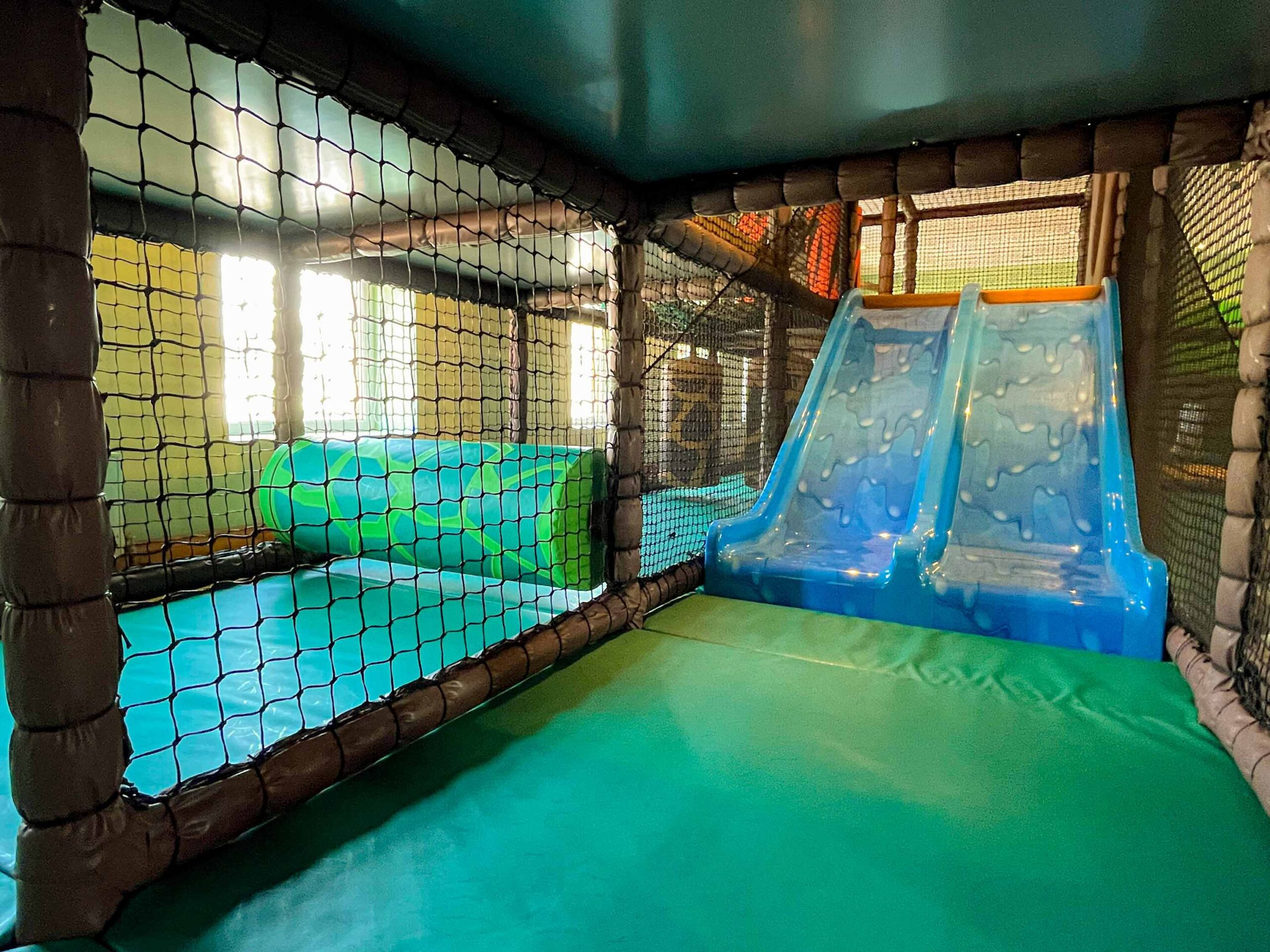 Twin Lane Slides with Water texture found at Hunter's Quest's softplay in Magherafelt designed by Play Creations Ltd.