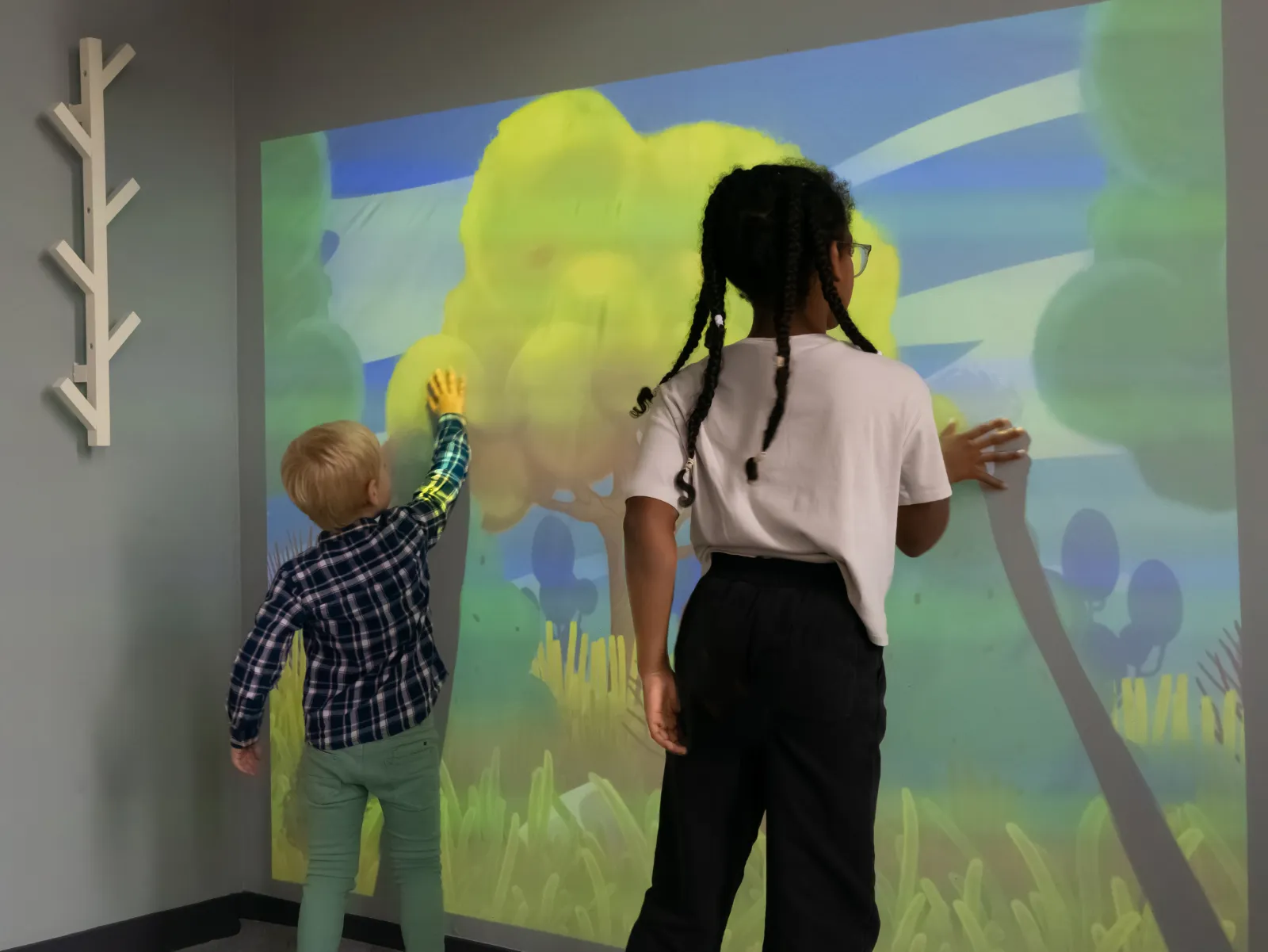 Kylii Interactive Wall System - Image 4